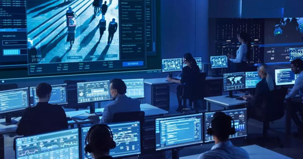 SOC giúp phát hiện và xử lý các hành vi truy cập bất thường trong hệ thống. Ảnh. Sưu tầm